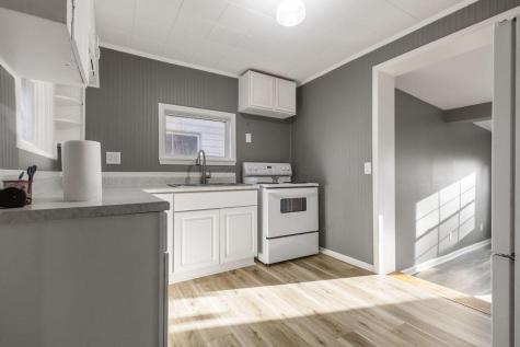 132 S Washington Street Utica OH 43080