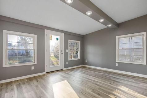 132 S Washington Street Utica OH 43080