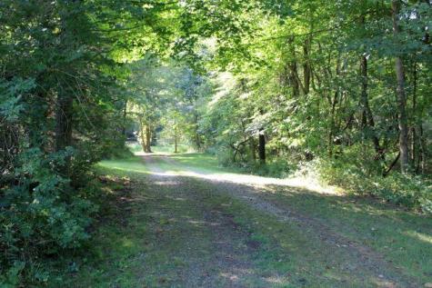 24678 Deal Road Gambier OH 43022