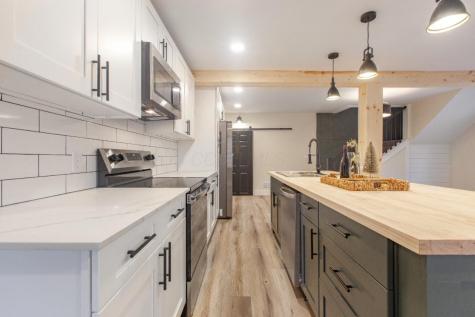 10705 Hazel Dell Road Howard OH 43028