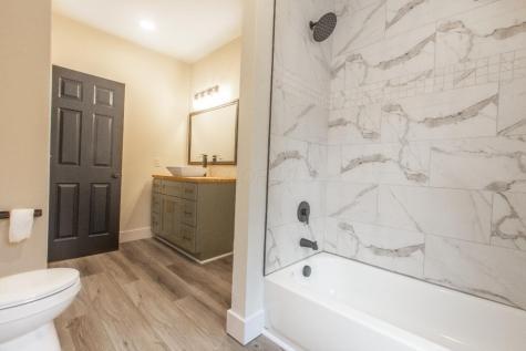 10705 Hazel Dell Road Howard OH 43028