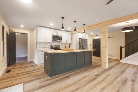 10705 Hazel Dell Road Howard OH 43028