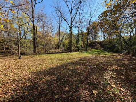 23515 Coshocton Road Howard OH 43028
