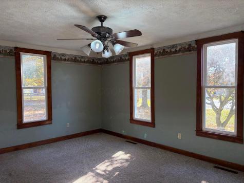 23515 Coshocton Road Howard OH 43028