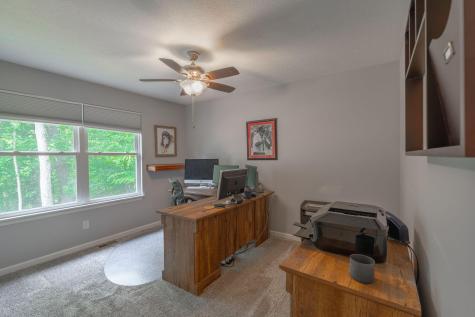 577 Floral Valley Drive W Howard OH 43028