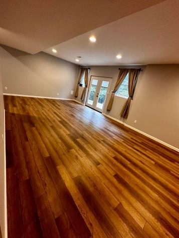 577 Floral Valley Drive W Howard OH 43028