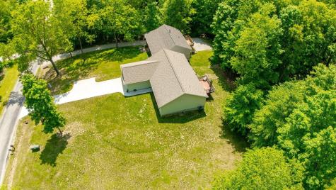 577 Floral Valley Drive W Howard OH 43028