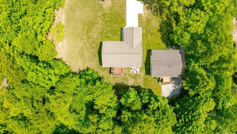 577 Floral Valley Drive W Howard OH 43028