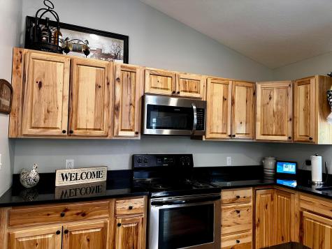 577 Floral Valley Drive W Howard OH 43028