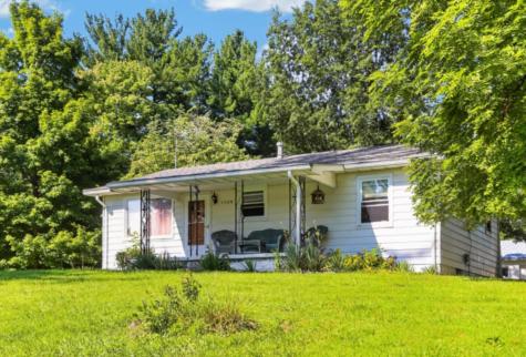 1729 Vernonview Drive Mount Vernon OH 43050
