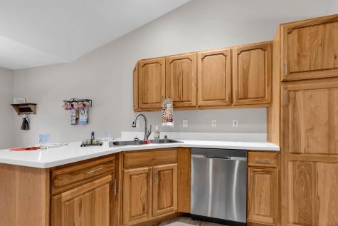 431 Highland Hills Circle Howard OH 43028