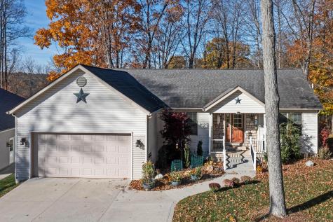 431 Highland Hills Circle Howard OH 43028