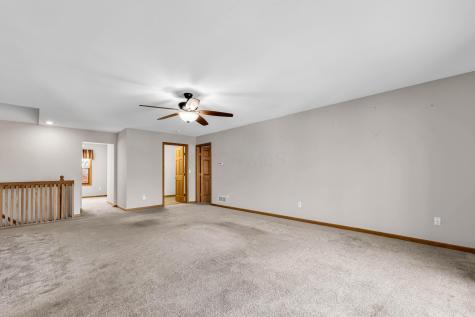 431 Highland Hills Circle Howard OH 43028