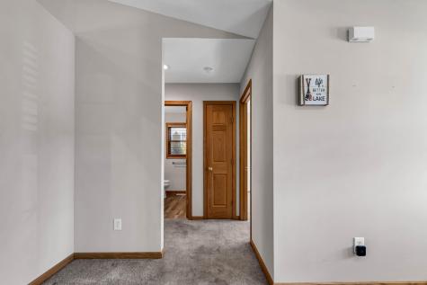 431 Highland Hills Circle Howard OH 43028