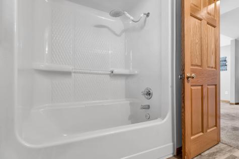 431 Highland Hills Circle Howard OH 43028