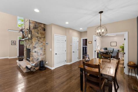 9596 Woodridge Circle Fredericktown OH 43019