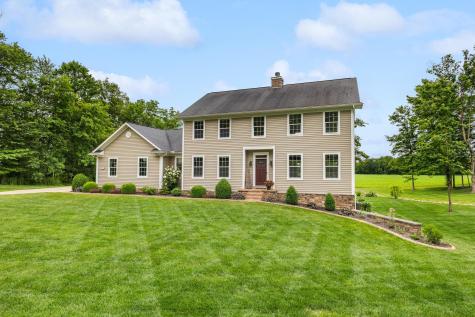 9596 Woodridge Circle Fredericktown OH 43019