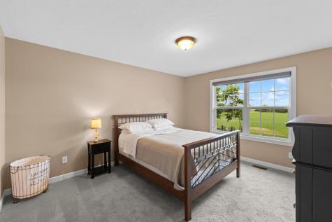 9596 Woodridge Circle Fredericktown OH 43019