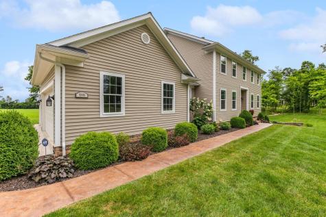 9596 Woodridge Circle Fredericktown OH 43019