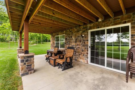 9596 Woodridge Circle Fredericktown OH 43019