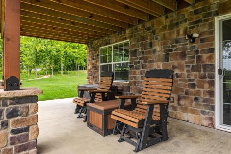 9596 Woodridge Circle Fredericktown OH 43019
