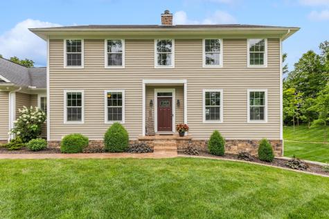 9596 Woodridge Circle Fredericktown OH 43019