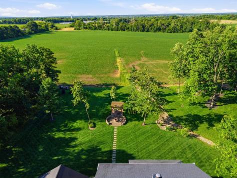 9596 Woodridge Circle Fredericktown OH 43019