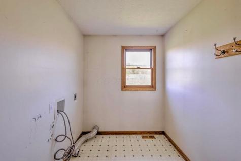 8381 Horn Road Gambier OH 43022