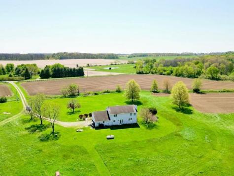 8381 Horn Road Gambier OH 43022