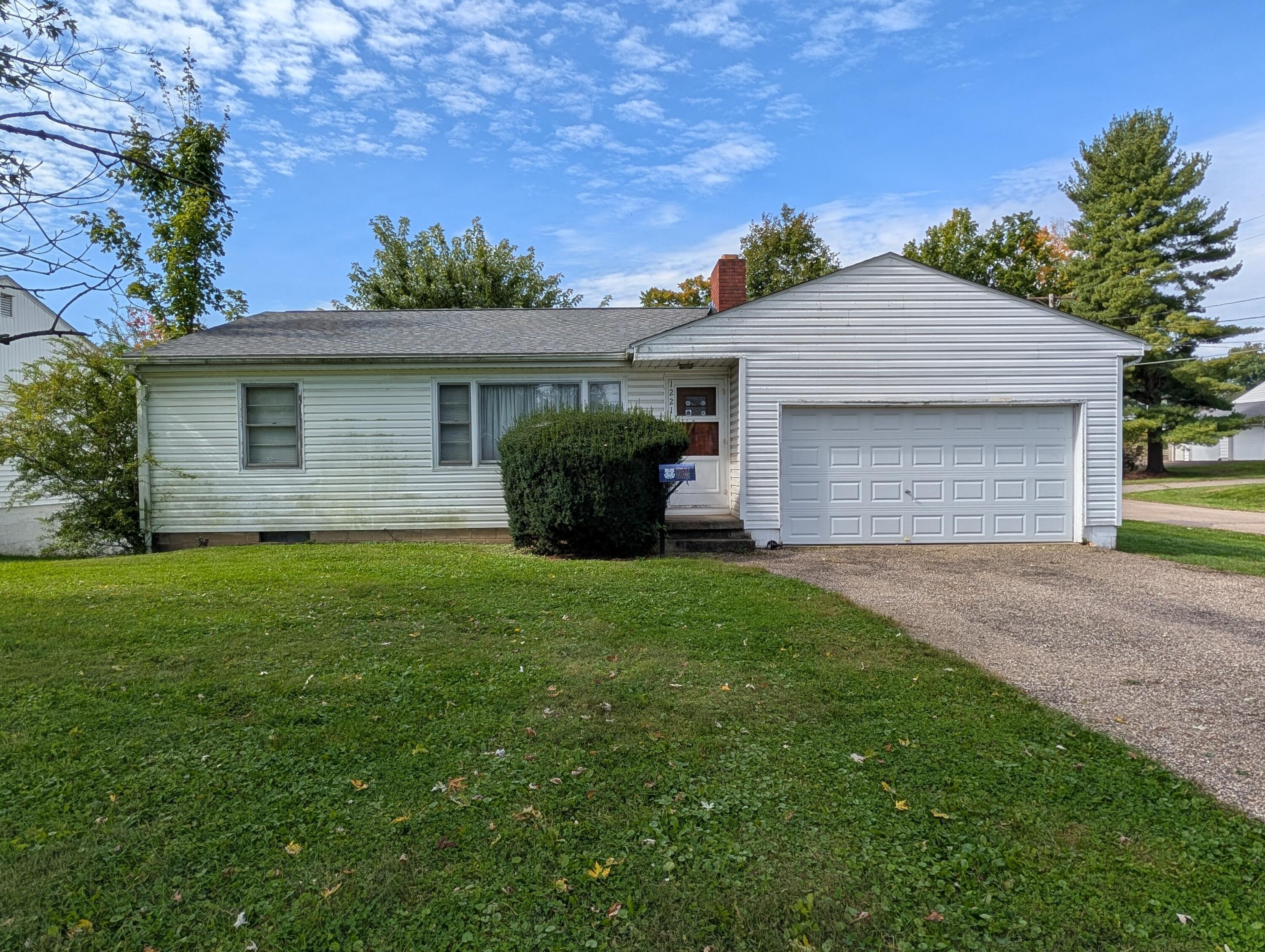 1221 N Mulberry Street Mount Vernon OH 43050