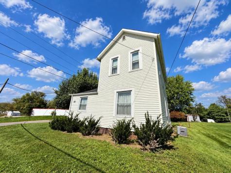 503 Blacksnake Road Utica OH 43080
