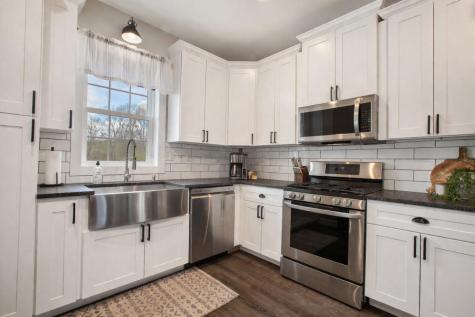 735 Berry Road Howard OH 43028