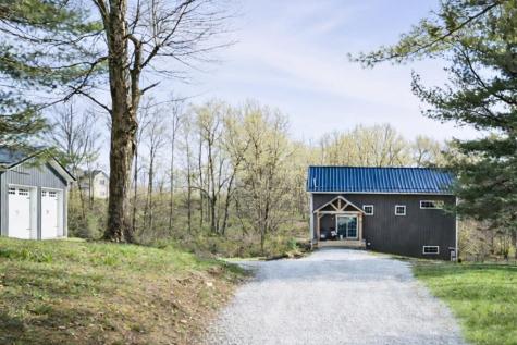 735 Berry Road Howard OH 43028