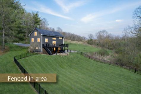 735 Berry Road Howard OH 43028