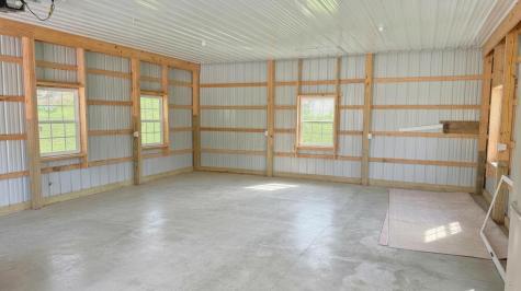 735 Berry Road Howard OH 43028