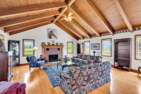 15228 Croton Road Centerburg OH 43011