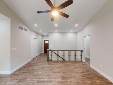 783 Crestrose Drive Howard OH 43028