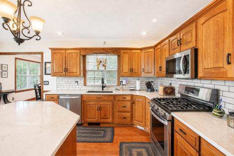 309 Ridgeway Drive Howard OH 43028