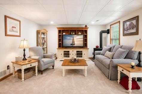 309 Ridgeway Drive Howard OH 43028