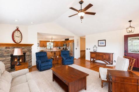 309 Ridgeway Drive Howard OH 43028