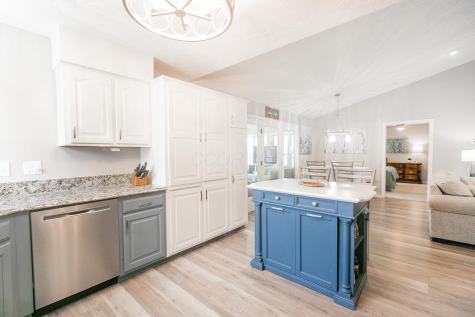 878 Winesap Drive Howard OH 43028