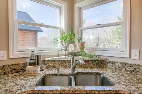 878 Winesap Drive Howard OH 43028