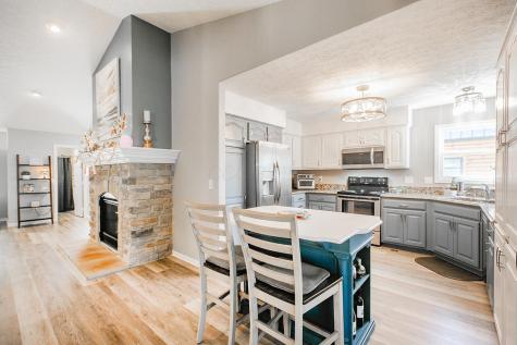 878 Winesap Drive Howard OH 43028