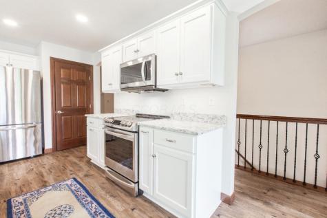 51 Appletree Court Howard OH 43028