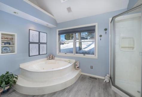 12700 Hilltop Drive Fredericktown OH 43019