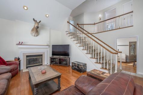 12700 Hilltop Drive Fredericktown OH 43019