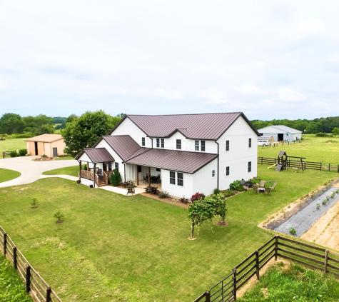 27261 Newcastle Road Gambier OH 43022