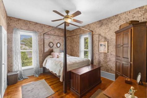 194 S Hartford Avenue Centerburg OH 43011