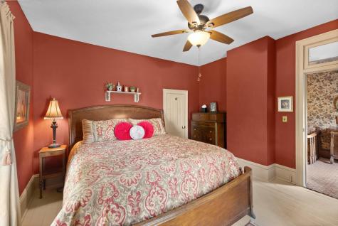 194 S Hartford Avenue Centerburg OH 43011