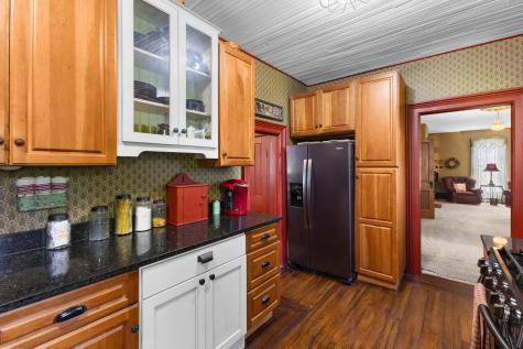 194 S Hartford Avenue Centerburg OH 43011